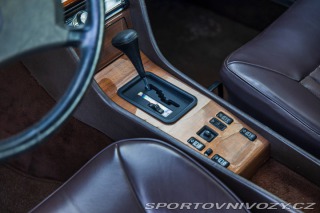 Mercedes-Benz C W124 300 CE 1989