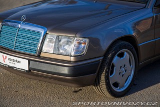 Mercedes-Benz C W124 300 CE 1989