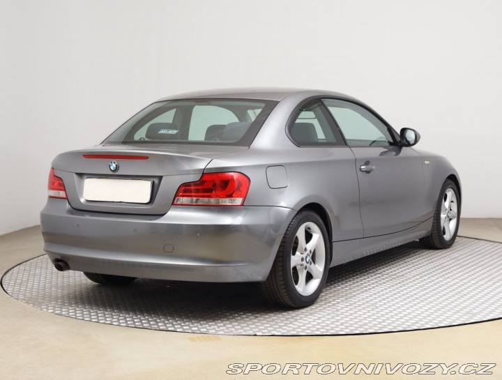 BMW 1 118d 2011