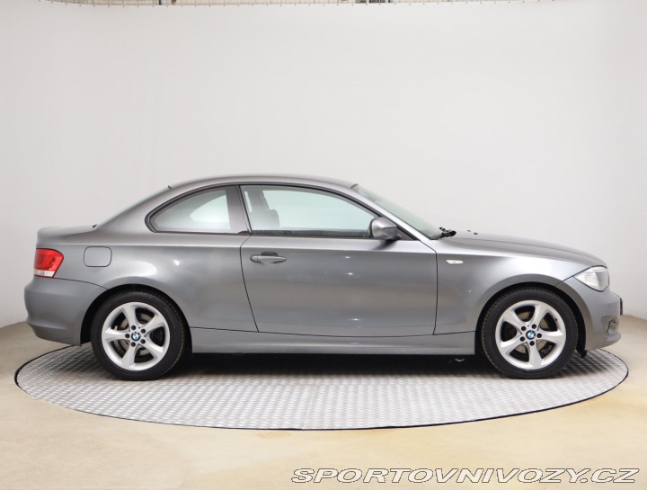 BMW 1 118d 2011