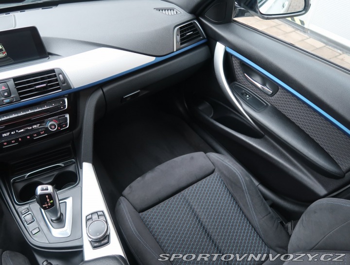 BMW 3 M Sport 330 d xDrive 2015