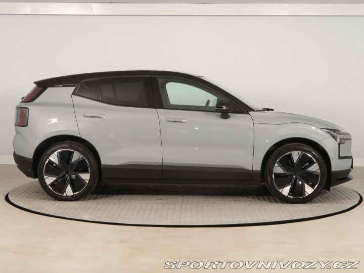 Volvo EX30 Ultra 69kWh Twin Motor 2024