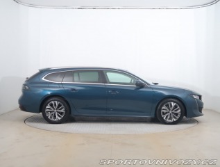 Peugeot 508 Hybrid 225 2021