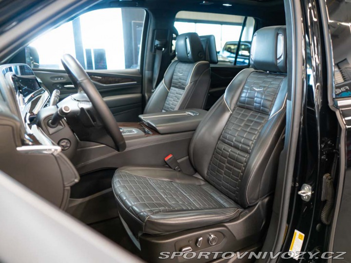 Ostatní značky Ostatní modely Cadillac Escalade 6.2 ESV PremiumLuxury Pla 2022