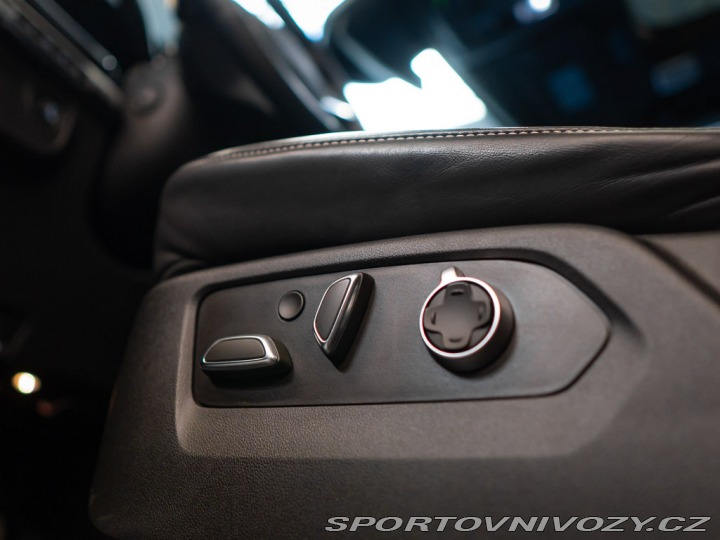 Ostatní značky Ostatní modely Cadillac Escalade 6.2 ESV PremiumLuxury Pla 2022