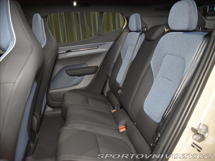 Volvo EX30 0,0 Ultra  Twin motor per 2025