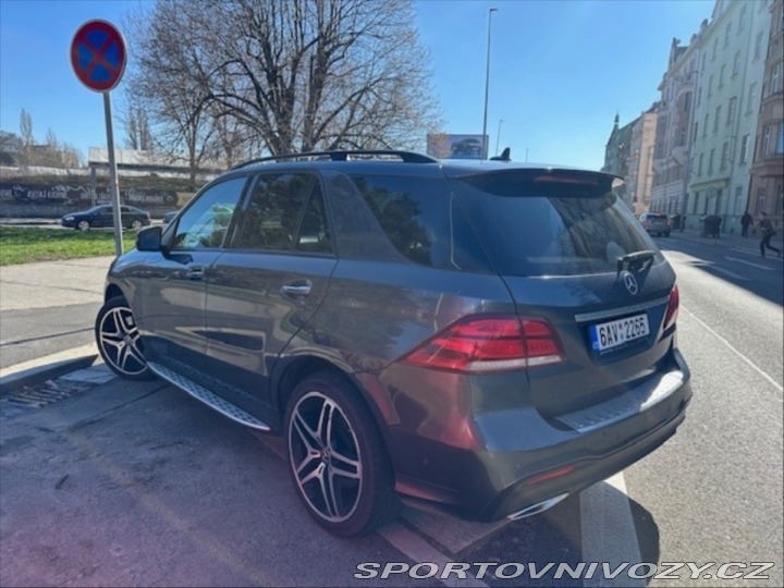 Mercedes-Benz Ostatní modely GLE 3,0   350 2016