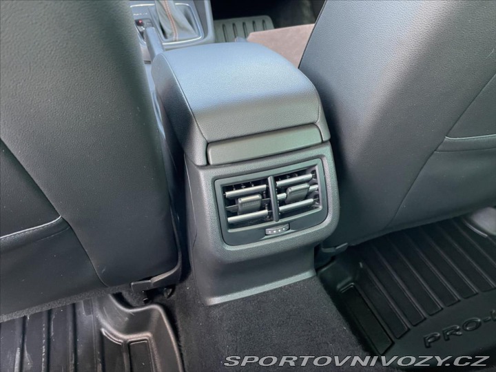 Seat Leon 2,0 TDi DSG 135kW X-Perie 2015