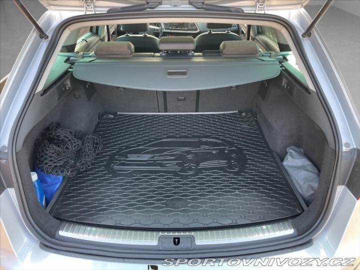 Seat Leon 2,0 TDi DSG 135kW X-Perie 2015