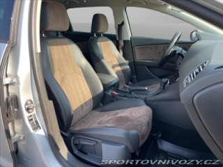 Seat Leon 2,0 TDi DSG 135kW X-Perie 2015