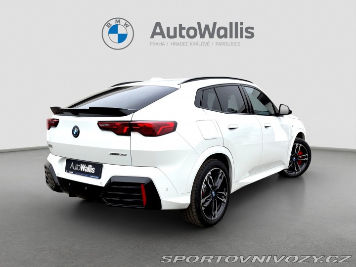 BMW iX2 xDrive30 2025