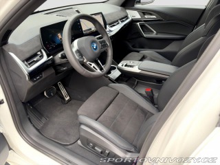 BMW iX2 xDrive30 2025