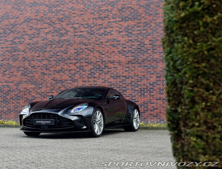 Aston Martin V8 Vantage  4.0 , Ako nové! 2025