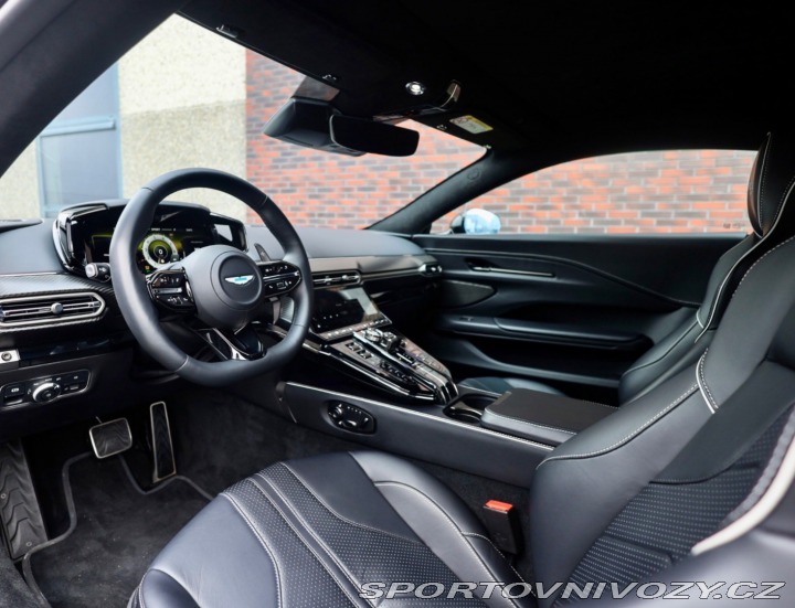 Aston Martin V8 Vantage  4.0 , Ako nové! 2025
