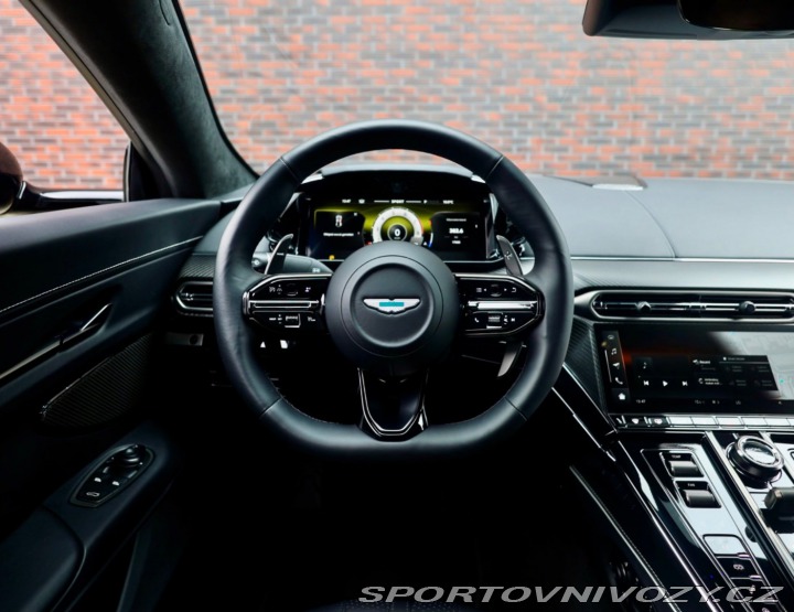 Aston Martin V8 Vantage  4.0 , Ako nové! 2025