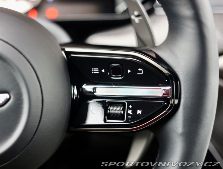 Aston Martin V8 Vantage  4.0 , Ako nové! 2025