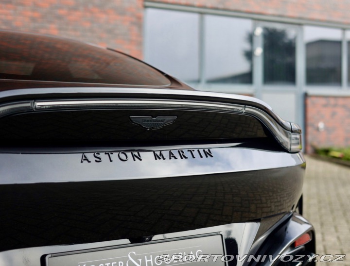Aston Martin V8 Vantage  4.0 , Ako nové! 2025