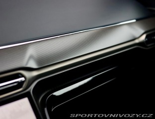 Aston Martin V8 Vantage  4.0 , Ako nové! 2025