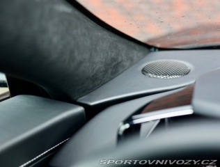 Aston Martin V8 Vantage  4.0 , Ako nové! 2025