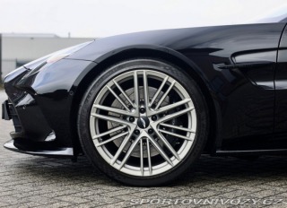 Aston Martin V8 Vantage  4.0 , Ako nové! 2025