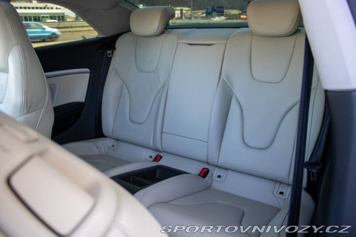 Audi S5 4,2 FSI V8 quattro, 260k 2008