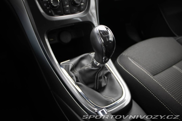 Opel Astra Sport Tourer  2.0 CDTI / 2013