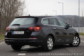 Opel Astra Sport Tourer  2.0 CDTI / 2013