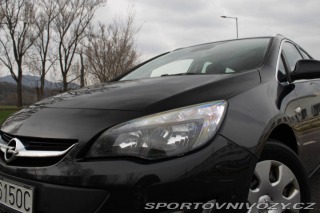 Opel Astra Sport Tourer  2.0 CDTI / 2013
