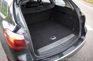 Opel Astra Sport Tourer  2.0 CDTI / 2013