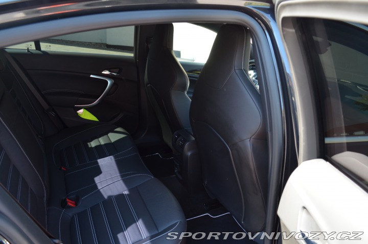 Opel Insignia OPC  2013