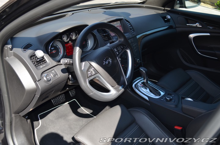 Opel Insignia OPC  2013