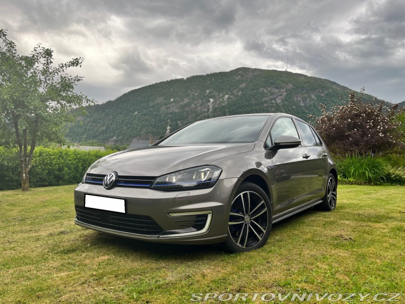 Volkswagen Golf GTE 1.4 TSI 204hp DSG