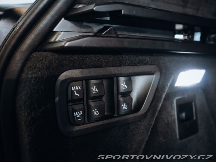 BMW X7 M50i xDrive 2021