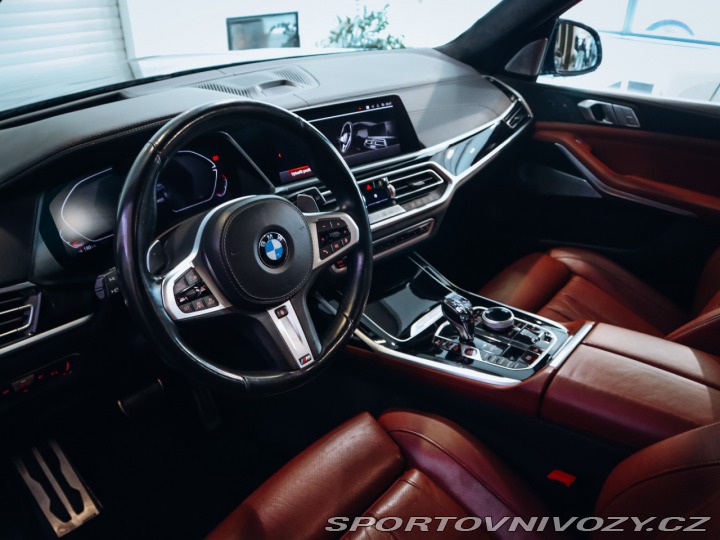 BMW X7 M50i xDrive 2021