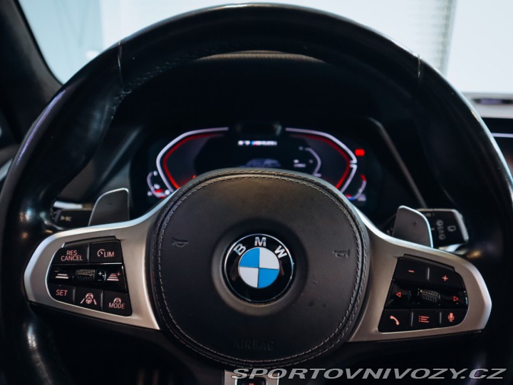 BMW X7 M50i xDrive 2021