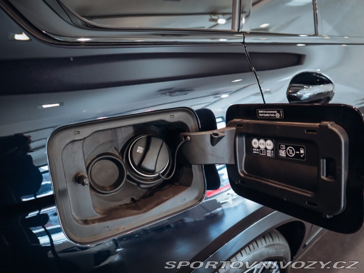 BMW X7 M50i xDrive 2021