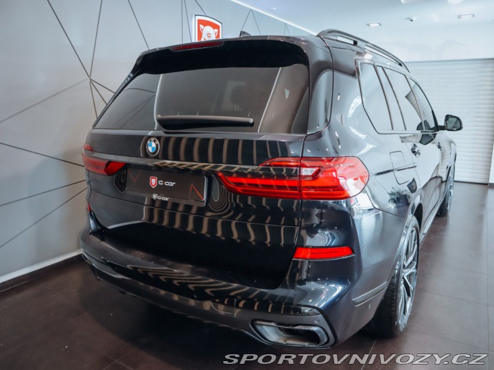 BMW X7 M50i xDrive 2021
