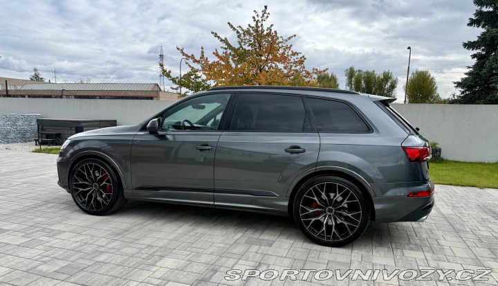 Audi SQ7  2020