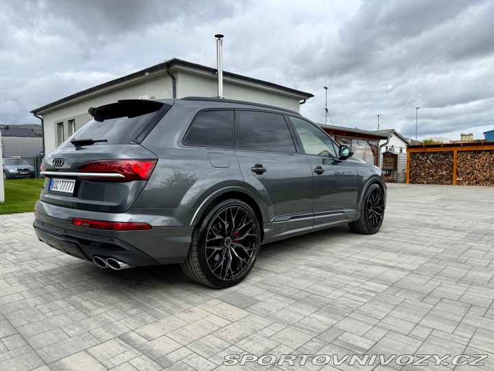 Audi SQ7  2020