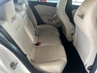 Mercedes-Benz A A200 4Matic 2022