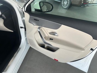 Mercedes-Benz A A200 4Matic 2022