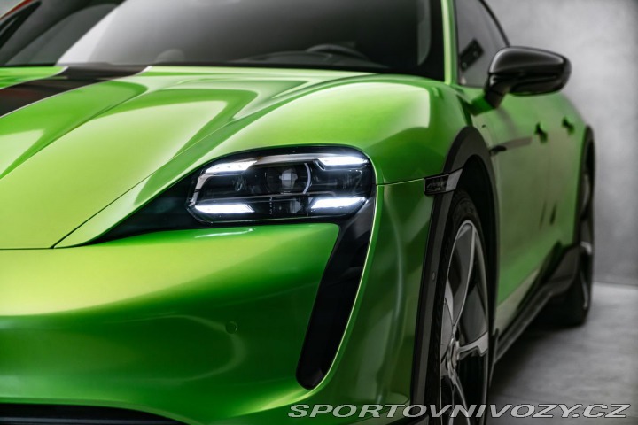 Porsche Taycan PDCC, ventilace, záruka 2021