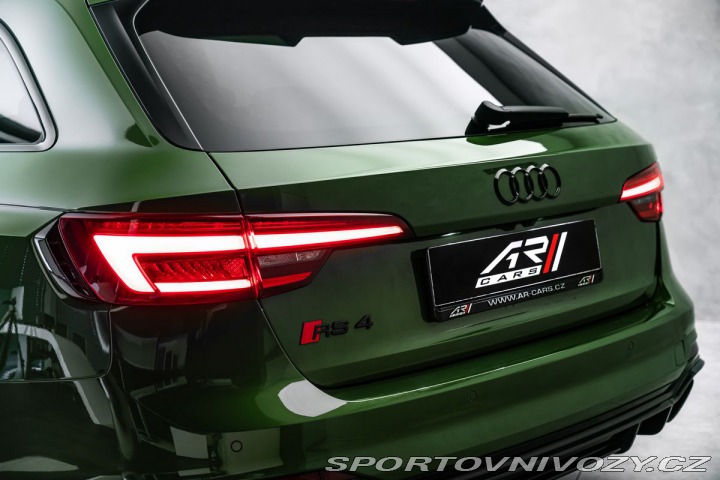 Audi RS4 RS4  TFSI quattro, kerami 2018