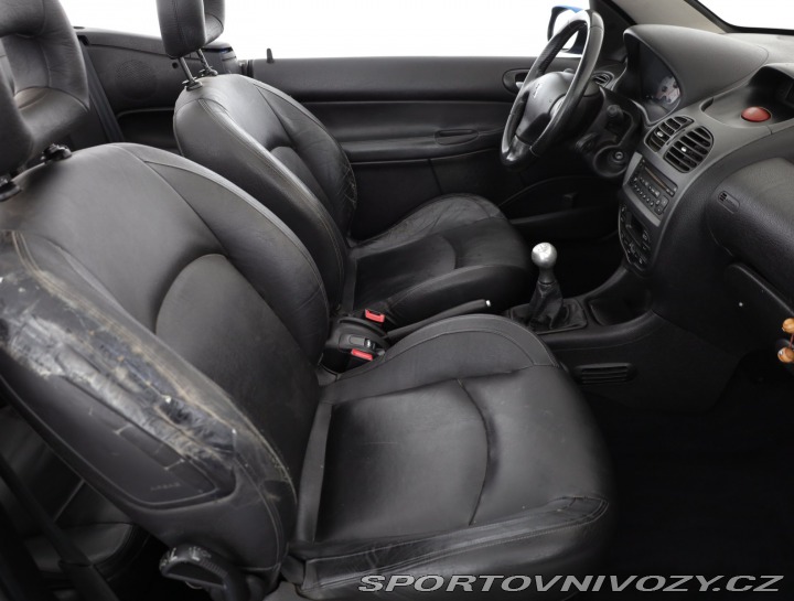 Peugeot 206 2.0 16V 2001