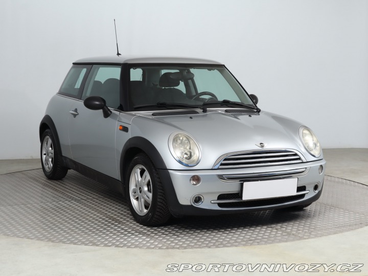 Mini One One 2004