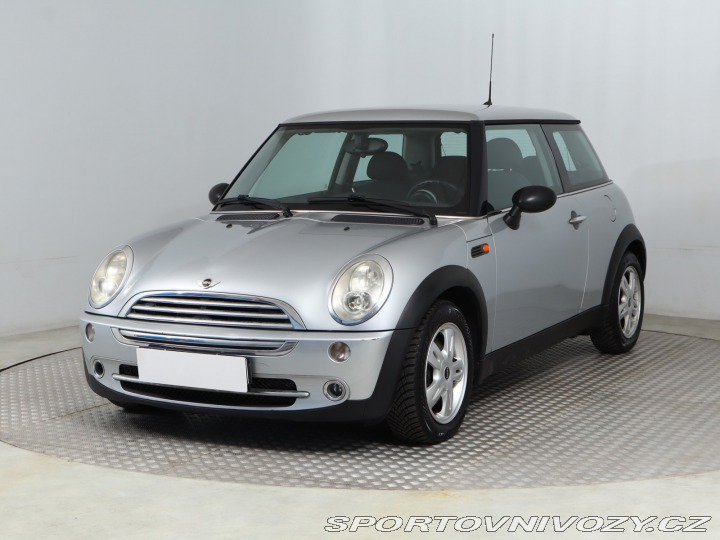 Mini One One 2004