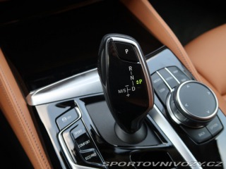 BMW 5 Luxury Line 530d xDrive 2023