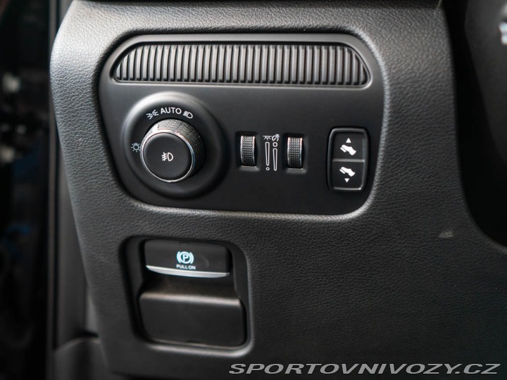 Ostatní značky Ostatní modely Jeep Wagoneer 5.7 Wagoneer V8 HUD, 360° 2023