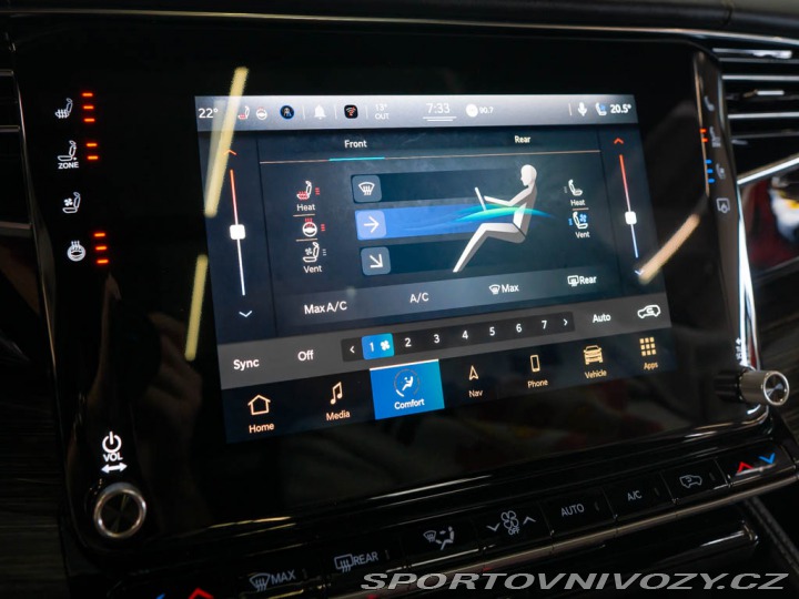 Ostatní značky Ostatní modely Jeep Wagoneer 5.7 Wagoneer V8 HUD, 360° 2023