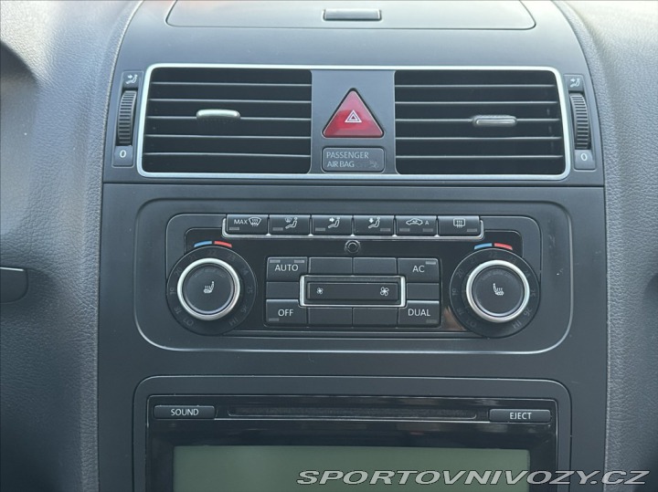 Volkswagen Ostatní modely Touran 1,4 TSI 140PS  Cross 2011